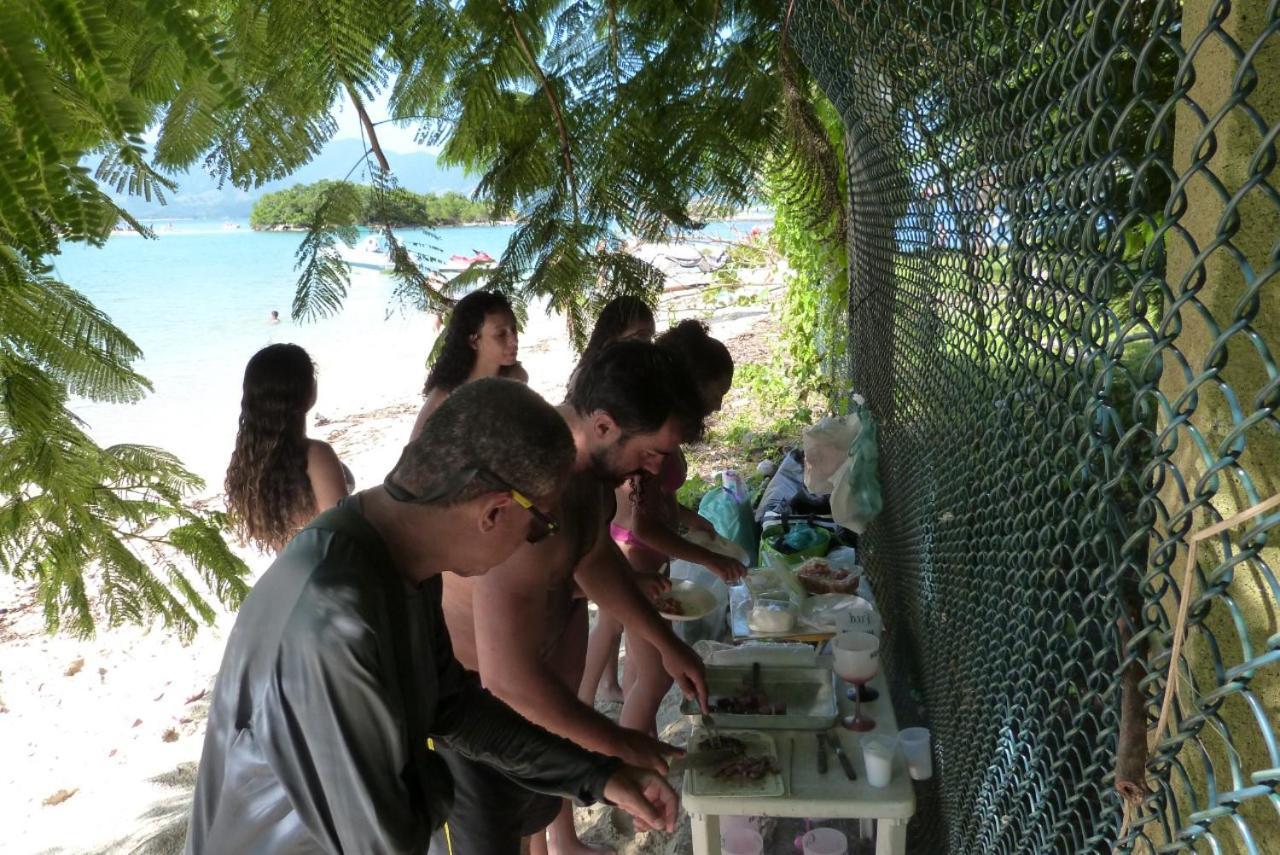 Kitnet Aconchegante A 200M Da Praia Apartman Angra dos Reis Kültér fotó